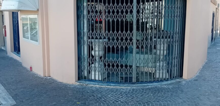 LOCALE IN AFFITTO ANZIO CENTRO