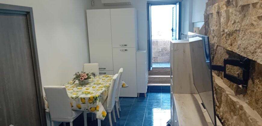 APPARTAMENTO AL BORGO CON VISTA MARE