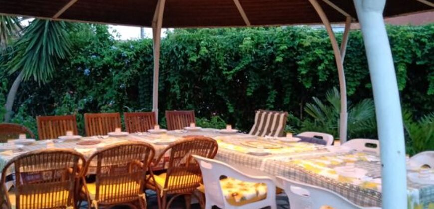 VILLA BIFAMILIARE  ANZIO