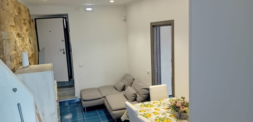 APPARTAMENTO AL BORGO CON VISTA MARE