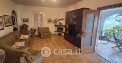 VILLA BIFAMILIARE  ANZIO