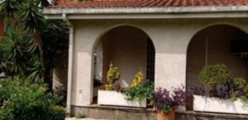 VILLA BIFAMILIARE  ANZIO